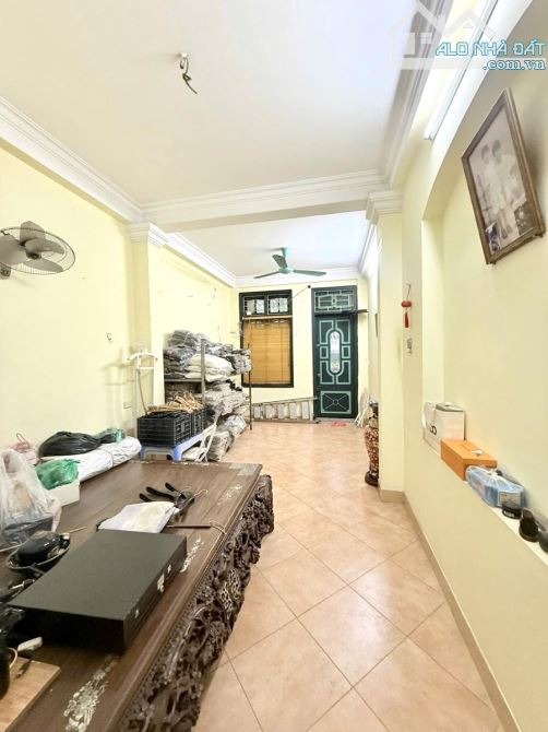 Bán nhà Mặt phố TRẦN QUANG DIỆU gần Quận uỷ, vỉa hè oto tránh, 35m2 x 6 tầng chỉ 23,5 tỷ - 3