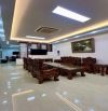 CHO THUÊ NHÀ ĐẸP 4 TẦNG LÔ GÓC CAO CẤP PHỐ VĂN CAO – SÂN CỔNG RỘNG, ĐỂ XE THOẢI MÁI