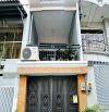 Nhà thuê 3.5m x 17m hẻm xe hơi Ngô Tất Tố, Bình Thạnh