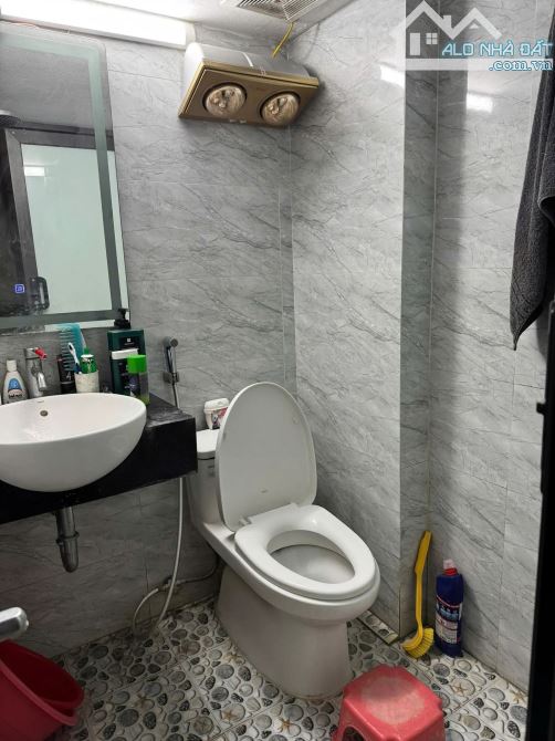 HIẾM – TRUNG TÂM HOÀN KIẾM – NGÕ RỘNG VĂN MINH – CÓ SÂN ĐỂ XE RIÊNG - 2