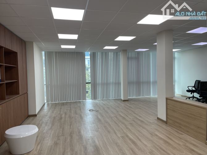 NÓNG! PHẨM PHỐ ĐÀO TẤN - LÕI BA ĐÌNH - 6 TẦNG 11MT VỈA HÈ RỘNG THANG MÁY KD 260tr/th 74 tỷ 3