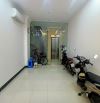 Bán nhà phố Trần Quốc Hoàn 7 tầng thang máy nhà đẹp giá 25.5 tỷ