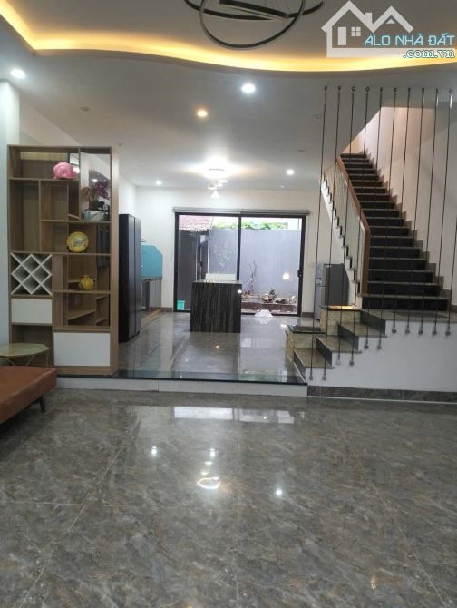 NHỈNH 4 TỶ CÓ NGAY NHÀ 2 TẦNG KIỆT NGUYỄN HUY TƯỞNG – CÁCH ĐƯỜNG CHÍNH CHỈ 100M