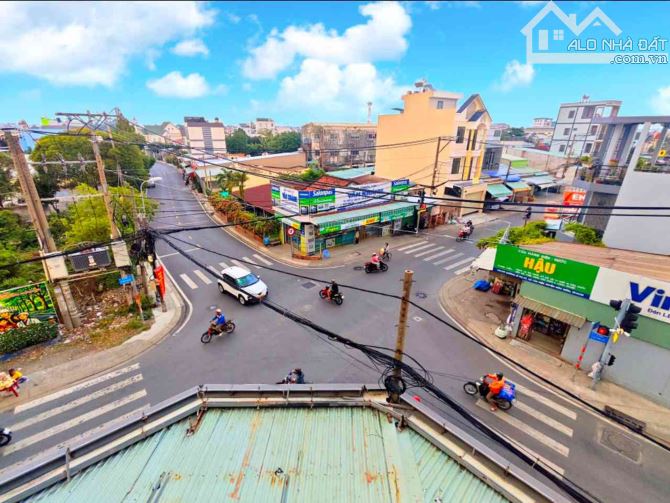 Bán nhà 17x18m, 3 tầng, Mt Lê Thị Lơ, Tân Hiệp, Hóc Môn