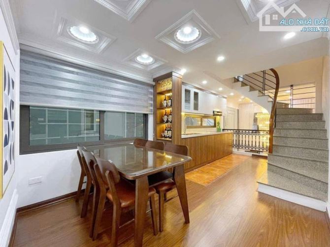 Bán Gấp Nhà Quá Đẹp Phố Tôn Đức Thắng – Đống Đa 50m² x 5 Tầng Ngõ Ô Tô Giá 8.2 Tỷ - 4
