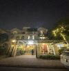 🏡BIỆT THỰ ĐẲNG CẤP NỘI KHU –VINHOMES RIVERSIDE–225M²–3 MẶT THOÁNG–THANG MÁY–NỘI THẤT GỖ Q