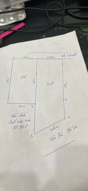 Cho thuê mặt bằng Hồ Sen  Diện tích : 135 m2 x 1 tầng  thông sàn Hợp đồng thuê lâu dài