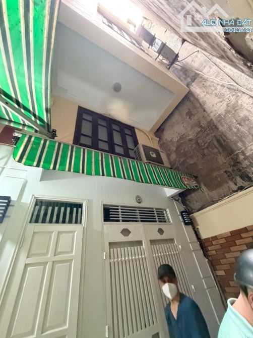 Nhà ấm - siêu Lộc, nhà 6 tầng - đủ công năng, sẵn đồ chỉ việc vào ở, giá tốt 5,5 tỷ có TL