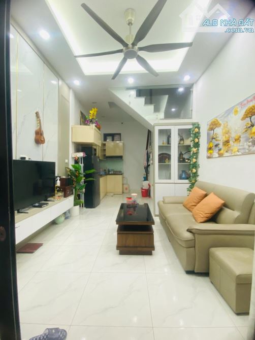 6 tỷ Thịnh_Quang – Đống Đa x 25m² x 4 tầng x 3PN, nhỏ xinh ở sướng, ngõ nông gần phố, f - 1