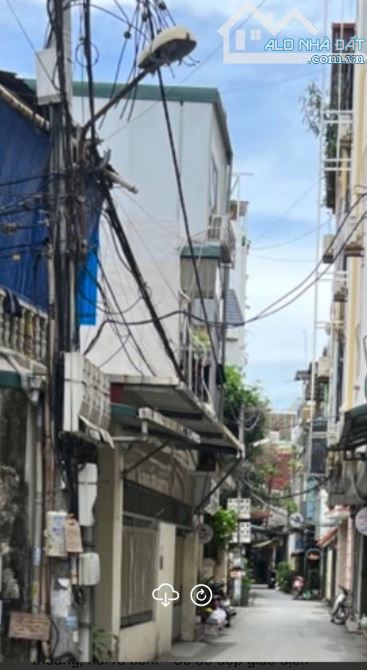 BÁN NHÀ Cấp 4 (20M2) và ĐẤT 60M2 - TỔNG DT 80M2 - VĂN QUÁN - HÀ ĐÔNG - NHỈNH 9 TỶ - 1