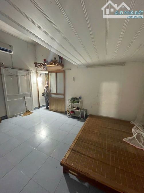 Nhà Bát Khối , Đông Dư hơn 4 tỷ gần cầu Thanh Trì hàng xóm Vinhome Oceanpark - 3