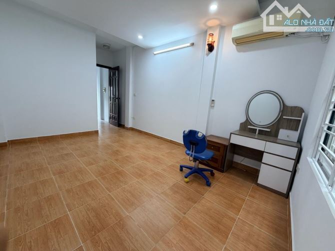 Nhà ấm - siêu Lộc, nhà 6 tầng - đủ công năng, sẵn đồ chỉ việc vào ở, giá tốt 5,5 tỷ có TL - 6