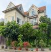 -  Bán biệt thứ 2 mt đường Nguyễn Súy, Hòa Cường, Đà Nẵng. DT 128M2 – Giá 18 Tỷ TL.