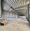 1050m2 kho xưởng khu vực Cổ Linh cần cho thuê, container ra vào, giá 145tr/th