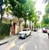 Bác Hưng cần bán biệt thự đơn lập 310m2, Thành Thái Dịch Vọng, hướng đông nam. 91,9 tỷ