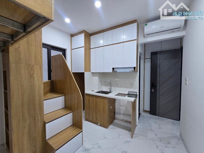 TÒA CCMN 612 LA THÀNH – DT40M -7TẦNG – GIÁ NHỈNH 13 TỶ - XÂY MỚI THAMNG MÁY DÒNG TIỀN 60TR