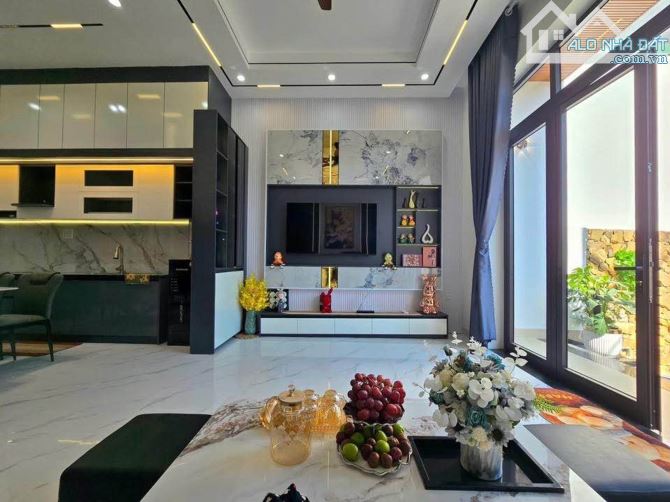 🏘️❤️🔥 HÀNG HIẾM TRUNG TÂM – NHÀ 3 TẦNG KIỆT Ô TÔ HOÀNG THỊ LOAN – DÒNG TIỀN 30TR/THÁNG