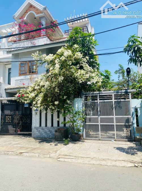 BIỆT THỰ LÊ THỊ RIÊNG PHƯỜNG THỚI AN QUẬN 12 - 3 LẦU 6M x 22M - 10 TỶ