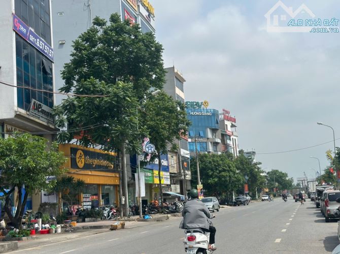 NHỈNH 10 TỶ - NHÀ 8 TẦNG – THANG MÁY – DÒNG TIỀN ỔN ĐỊNH 100TR / THÁNG - KHU TRUNG TÂM SẦM - 1