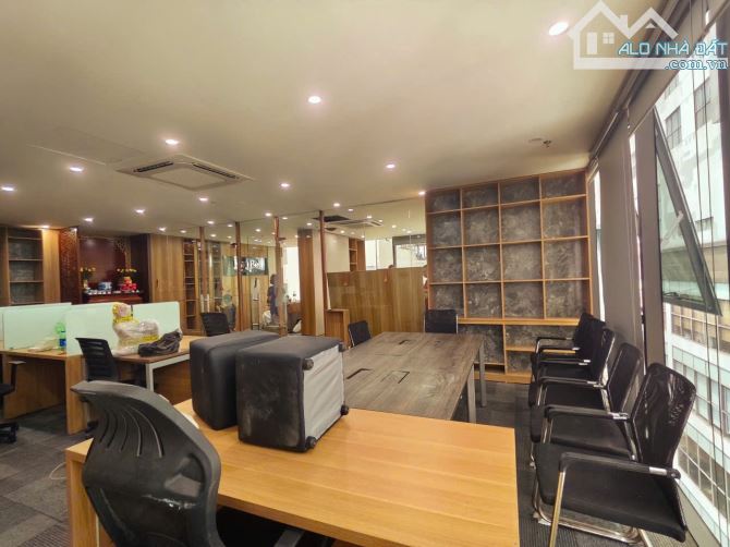 BÁN TOÀ VP LÊ VĂN LƯƠNG 120M2- 9 TẦNG 1 HẦM- LÔ GÓC MT 12.6M- ĐÃ THẦU 1.8TỶ/NĂM- GIÁ 79 TỶ - 13