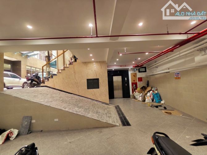 BÁN TOÀ VP LÊ VĂN LƯƠNG 120M2- 9 TẦNG 1 HẦM- LÔ GÓC MT 12.6M- ĐÃ THẦU 1.8TỶ/NĂM- GIÁ 79 TỶ - 18