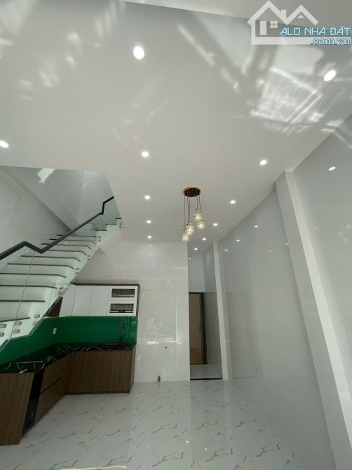 Bán nhà 1 trệt 1 lầu hẻm 122 Nguyễn Thông - 2