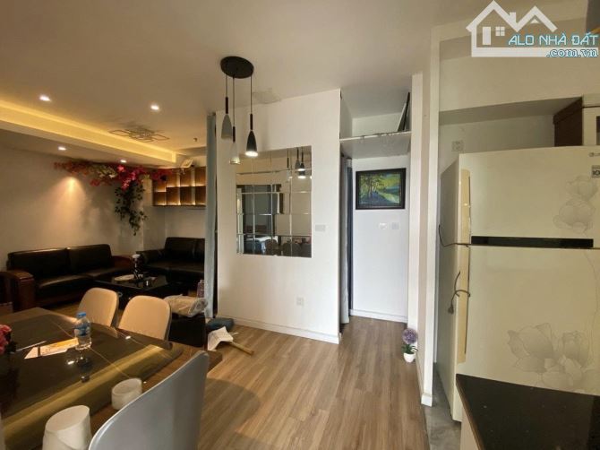 Cần bán căn hộ 2 ngủ, tầng 8, chung cư Trinity Tower Nhân Chính Thanh Xuân, HN