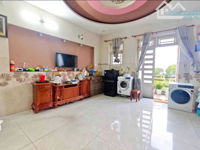 BIỆT THỰ KHU DÂN CƯ PHÚ NHUẬN - LÊ THỊ RIÊNG QUẬN 12 - 4 TẦNG 12M x 22M - 18 TỶ - 2
