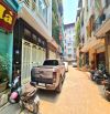 Bán nhà phố Chùa Láng, Đống Đa 52m, 5 tầng, mt 4.7m. Giá: 27 tỷ