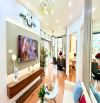 BÁN CĂN GÓC CHUNG CƯ F5 TRUNG KÍNH CẦU GIẤY 65M2 2 NGỦ FUL NỘI THẤT