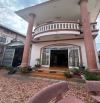 BIỆT THỰ NGAY CHỢ ĐÊM MAN THIỆN - CHÍNH CHỦ LÂU ĐỜI - 200M2 - CHỈ 15 Tỷ