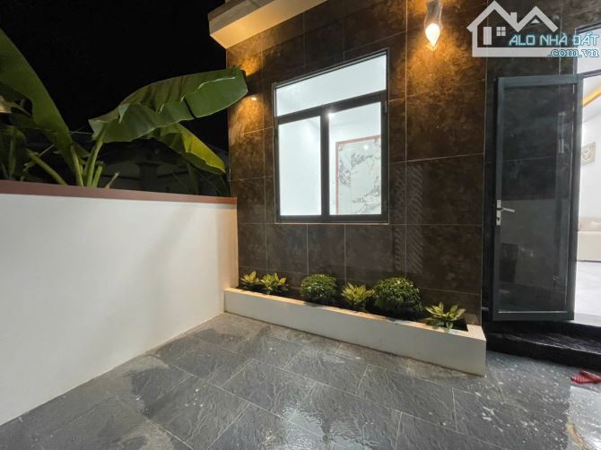 Nhà Suối Hiệp mặt tiền đường nhựa 1tỷ295