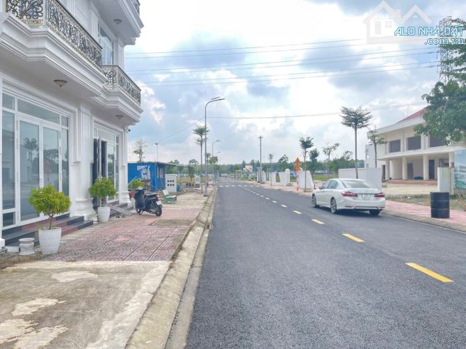 Bán đất nền Bình Dương, ngay cổng vào KCN VSip 2, gần vòng xoay Cổng Xanh, giá 900 triệu. - 1