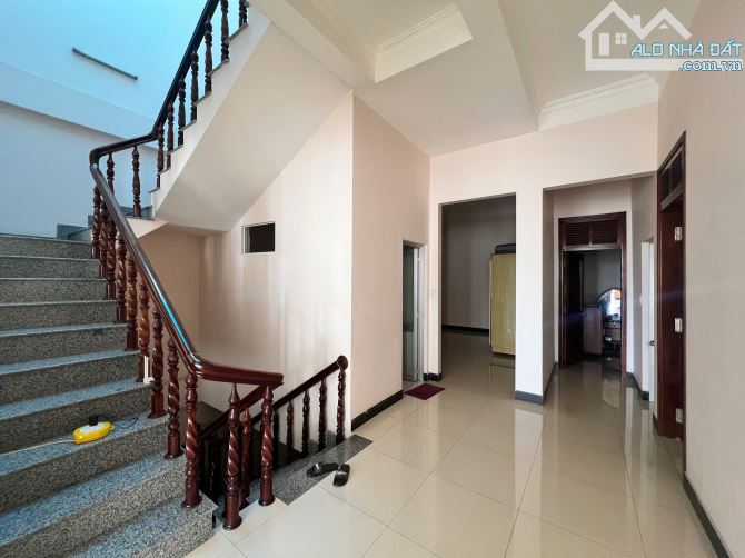 BÁN NHÀ MẶT TIỀN NGUYỄN LƯƠNG BẰNG Phường Pleiku Gia Lai - 2