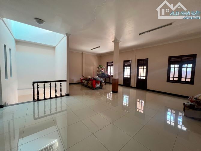 BÁN NHÀ MẶT TIỀN NGUYỄN LƯƠNG BẰNG Phường Pleiku Gia Lai - 3