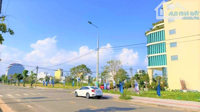 NGAY BÃI TẮM SƠN THUỶ 250m² cặp đẹp TRỤC 15M NGUYỄN KHẮC VIỆN - 3
