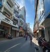 Siêu phẩm ngang khủng - MT Hồ Bá Kiện - DT: 9x10m - 2 tầng - HDT 40tr - Gía: 17,2 tỷ TL