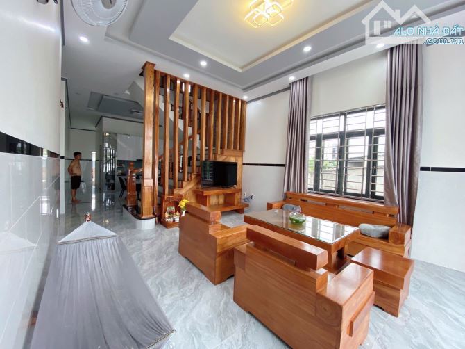 🏠Bán nhà 1 trệt 1 Lầu Trịnh Quang Nghị, Phong Phú, Bình Chánh giá 1Tỷ480 Triệu - 10