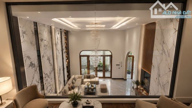 BIỆT THỰ HỒ BƠI GỐC NGÃ TƯ SÁT ÔNG ÍCH KHIÊM HẢI CHÂU 3.5 TẦNG DT 114M NGANG 8M HƠN 8TY - 1