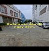 Nhà kiệt ô tô trung tâm hàng hiếm