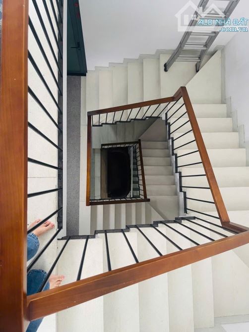 NHÀ ĐẸP NHƯ BỨC TRANH - 4 TẦNG - ĐĂNG VĂN BI - TRƯỜNG THỌ 98M2 - GIÁ 11.8 TỶ