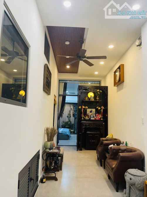 NHÀ ĐẸP NHƯ BỨC TRANH - 4 TẦNG - ĐĂNG VĂN BI - TRƯỜNG THỌ 98M2 - GIÁ 11.8 TỶ - 8
