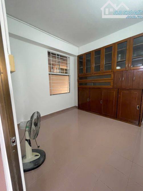 Bán chung cư giá rẻ sổ hồng riêng Trần Trọng Cung quận 7 - 9