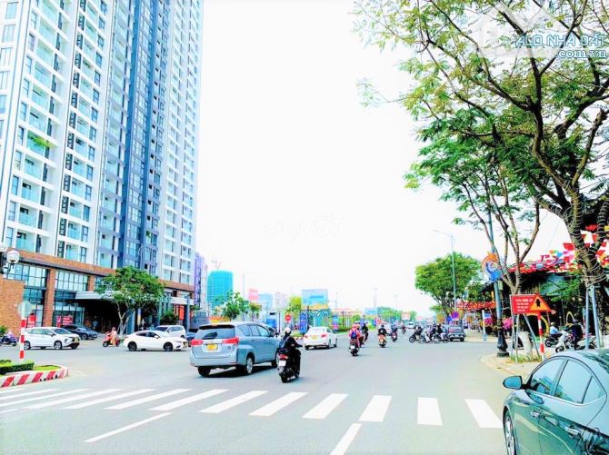 TRỤC CHÍNH BIỂN SƠN THUỶ các cặp NGUYỂN XIỂN gần Trần Quốc Hoàn - 1