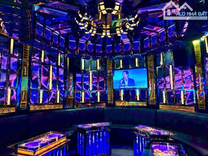 Bán Karaoke Mặt Tiền Tỉnh Lộ 8 - Củ Chi. 10m x 54,5m.5 Tầng - 17Phòng - TN 130tr/th. 30 Tỷ - 1