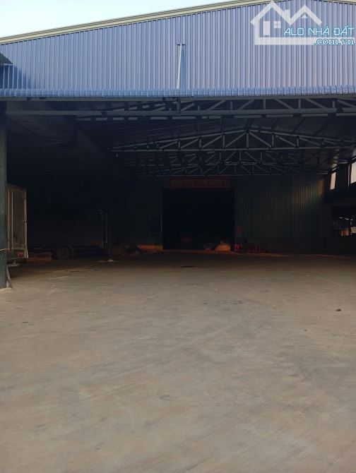 Bán nhà xưởng sản xuất 2550m2 gần ngã 4 võ nguyên giáp Tân cảng icd Phước Tân Biên Hoà - 2