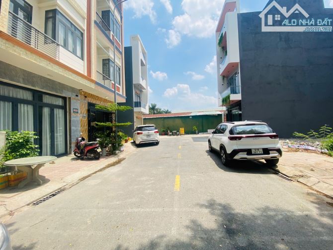 Bán đất 4.7x13m, đường D6 KDC Phú Hồng Khang p.Bình Chuẩn gần chợ Phú Phong - 3