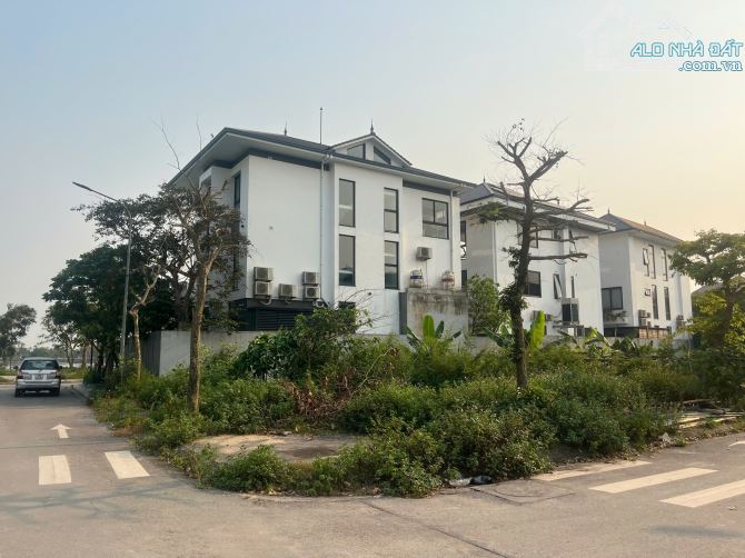Bán đất biệt thự lô góc Handico Vinh Tân