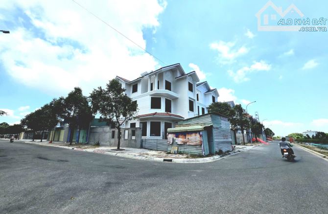 CẦN BÁN LÔ ĐẤT GÓC 2 MẶT TIỀN KHU BIỆT THỰ PHƯỚC SƠN - PHƯỜNG 11 - VŨNG TÀU - GIÁ 11,5 TỶ