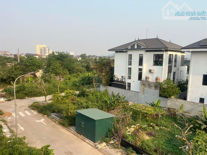 Bán đất biệt thự lô góc Handico Vinh Tân - 1